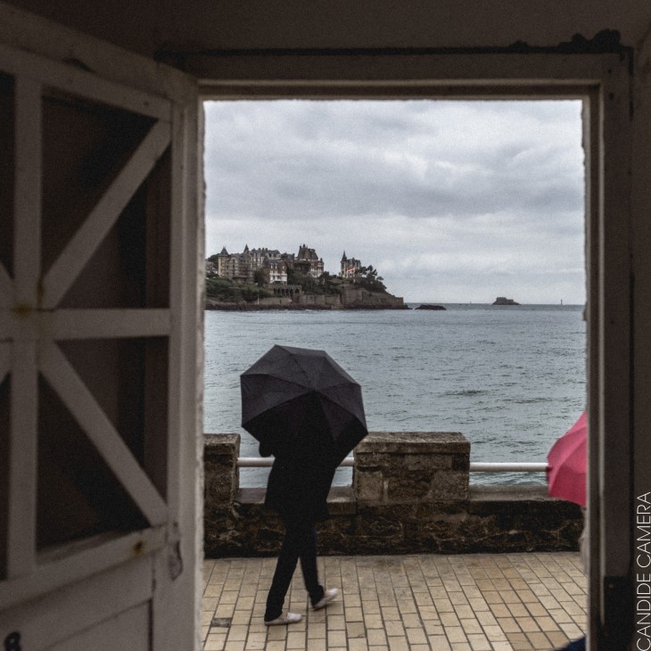 ©_Candide_Camera_Sous les pavés la plage